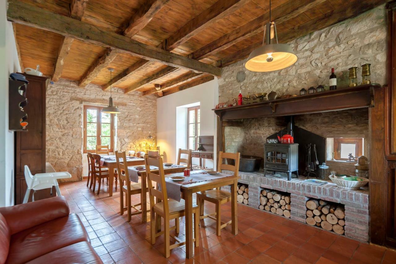 Chambres Et Table D'Hotes La Panacee Cuzance Екстер'єр фото